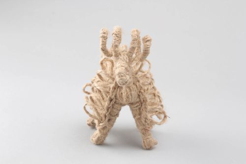 Statuette en lin faite main Mouton - MADEheart.com