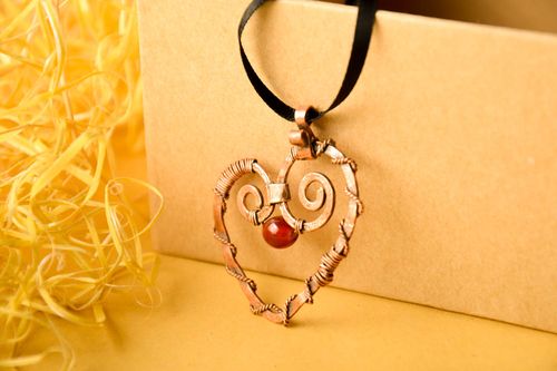 Handmade Modeschmuck Anhänger Herz Designer Schmuck Accessoire für Frauen  - MADEheart.com
