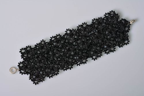 Bracelet textile Bijou fait main Accessoire femme ajouré original noir - MADEheart.com