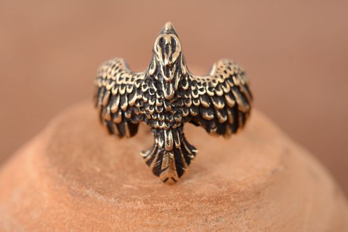 Anel de bronze artesanal Falcon  - MADEheart.com