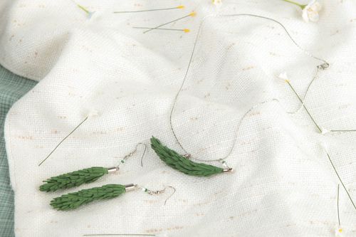 Handmade Schmuck Set Accessoires für Frauen Modeschmuck Anhänger und Ohrringe - MADEheart.com