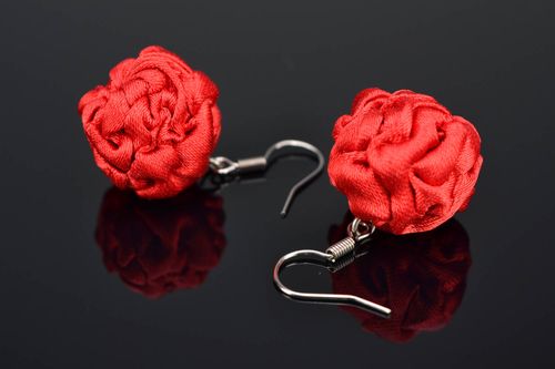 Red satin ribbon earrings - MADEheart.com