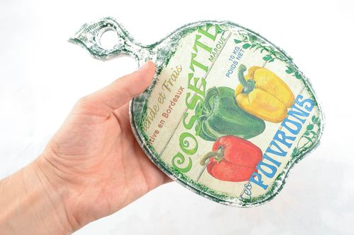 Dekoratives Schneidebrett aus Holz Paprika - MADEheart.com