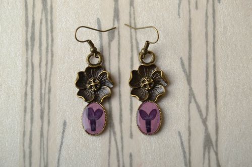 Earrings with real flowers - MADEheart.com