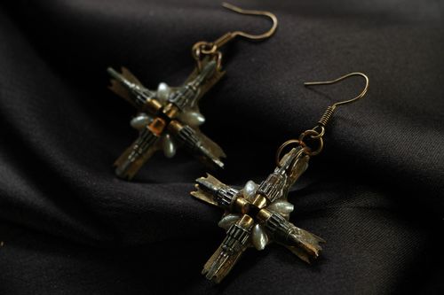 Steampunk metal earrings with gear wheels - MADEheart.com