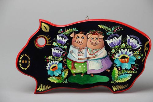 Dekoratives Schneidebrett in Schwein-Form - MADEheart.com