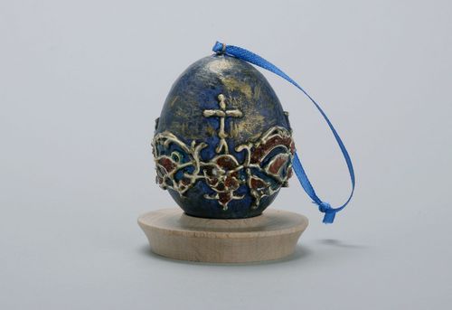 Blue hanging Easter egg - MADEheart.com