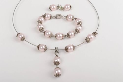 Set of ceramic pearl jewelry earrings bracelet and necklace fancy accessories - MADEheart.com