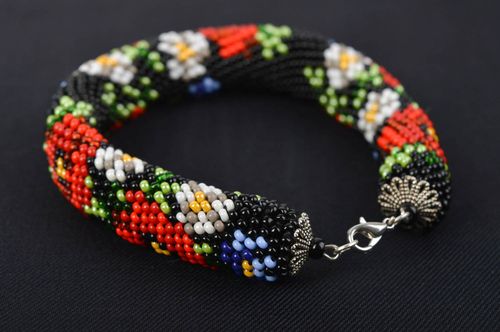 Bracelet perles rocaille Bijou fait main noir motif multicolore Accessoire femme - MADEheart.com