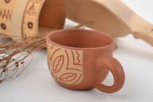 Taza original de cerámica hecha a mano decorada pintada con engobes 300 ml - MADEheart.com