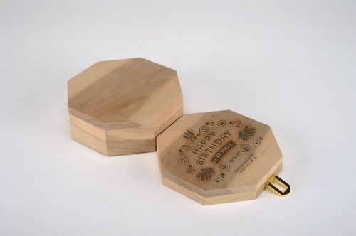 Personalised gift, blank box for decoration - MADEheart.com