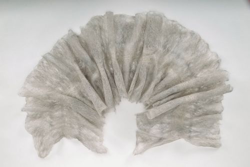 Cachecol de lã cinzento Teia de aranha - MADEheart.com