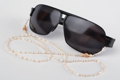 Cadena para gafas artesanal de abalorios accesorio de mujer regalo original - MADEheart.com