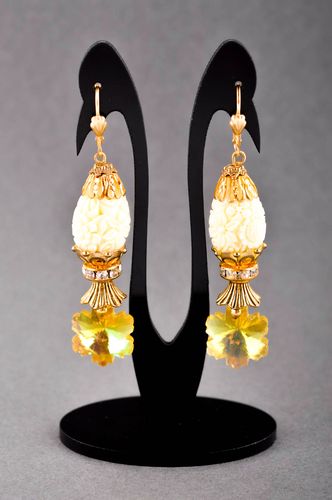 Orecchini di pietre naturali fatti a mano accessorio originale bello da donna - MADEheart.com