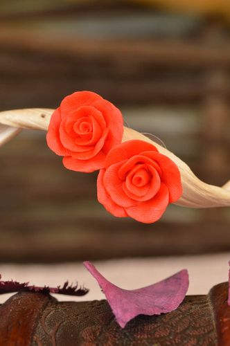 Handmade Schmuck Ohrstecker Damen Blumen Ohrringe Polymer Clay Schmuck rote Rose - MADEheart.com