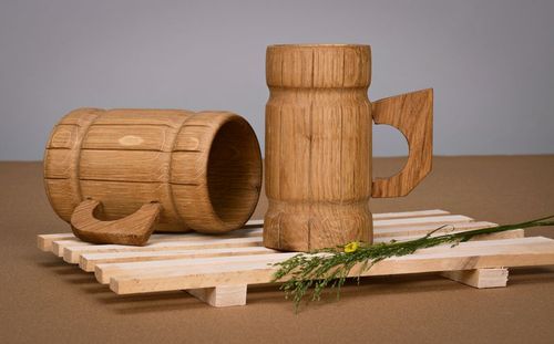 Oak wood beer mug for decor - MADEheart.com