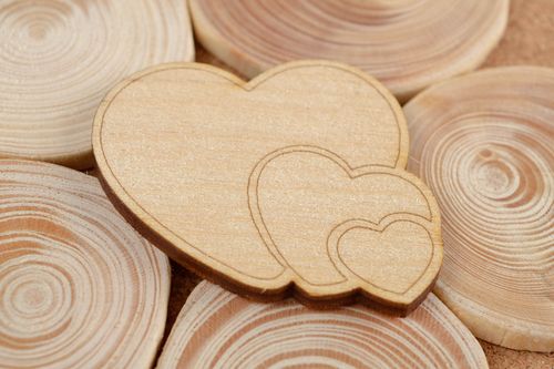 Stylish wooden heart designer unusual blank for painting lovely accessories - MADEheart.com