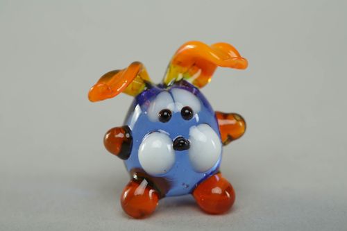 Figura artesanal de vidrio Liebre - MADEheart.com