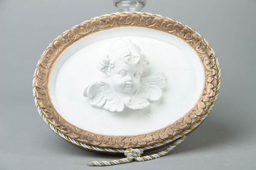 Bas-relief en plâtre ovale Ange fait main - MADEheart.com