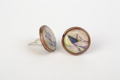 Handmade round stud earrings with floral print coated with jewelry glaze - MADEheart.com