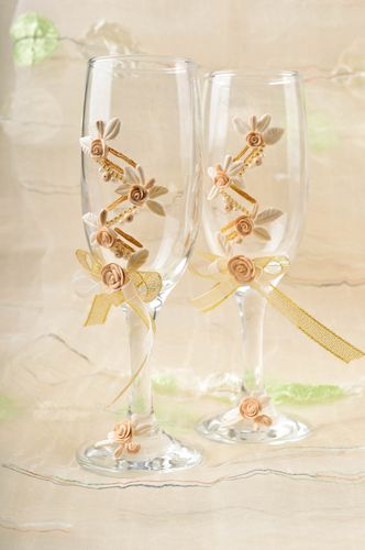 Свадебные бокалы набор из 2 штук ручной работы с лепниной красивые авторские - MADEheart.com
