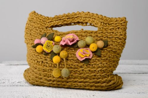 Gehäkelte Frauen Tasche - MADEheart.com