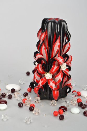 Black and red carved candle - MADEheart.com