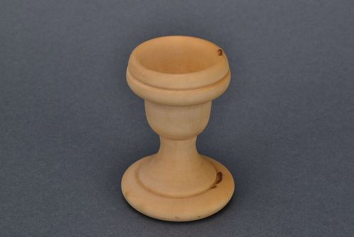 Support en bois pour oeuf de cuisine - MADEheart.com
