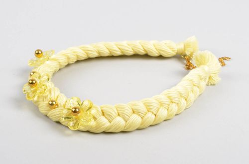 Collier textile Bijou fait main jaune tressé en fils de coton Accessoire femme - MADEheart.com