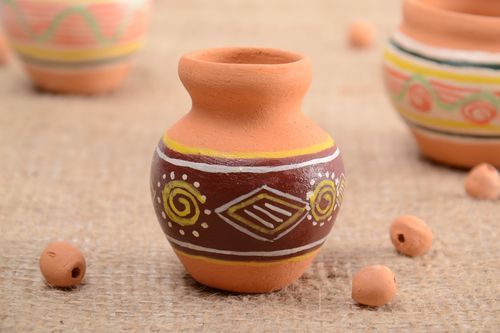 Декоративный глиняный кувшин с росписью ручной работы маленький для декора дома - MADEheart.com