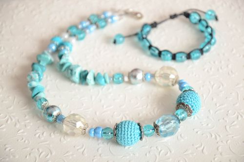 Bracelet fantaisie Collier femme Bijoux fait main turquoise pierre naturelle - MADEheart.com