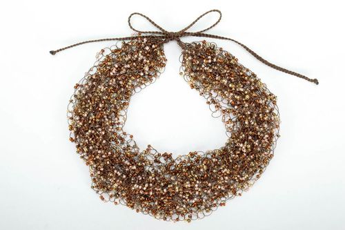 Handmade bead necklace - MADEheart.com