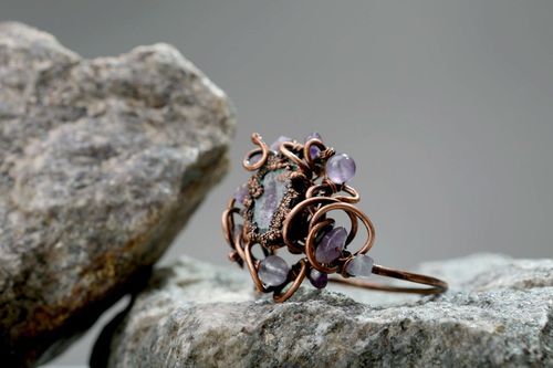 Copper bracelet with amethyst and agate Asteroid - MADEheart.com