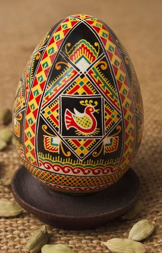 Ukrainian traditional Easter egg - MADEheart.com