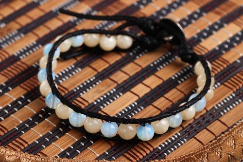 Bracelet pierres naturelles Bijou fait main onyx pierre de Lune Accessoire femme - MADEheart.com