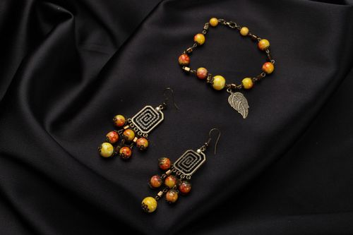 Bracelet and earrings - MADEheart.com