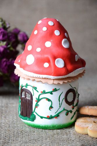 5 oz glass jar with a lid in the design of little fairy tail house 0,5 lb - MADEheart.com