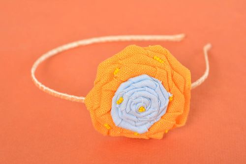 Handgemachter Schmuck Haar Reif Blumen Haarschmuck Accessoire für Frauen gelb - MADEheart.com