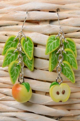 Boucles doreilles Bijoux faits main pâte polymère pommes Cadeau femme - MADEheart.com