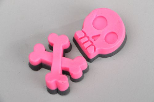 Natural soap in the shape of a skull with bones - MADEheart.com
