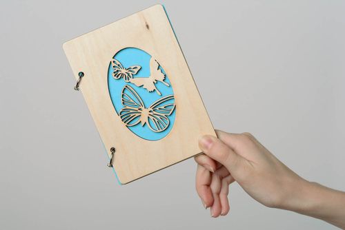 Libreta con tapa de madera Mariposas - MADEheart.com