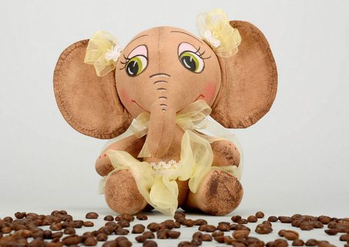 Tilda-Puppe Elefantenbaby - MADEheart.com