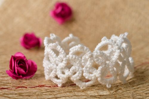 Handmade crocheted bracelet friendship bracelet woven bracelet thread jewelry - MADEheart.com