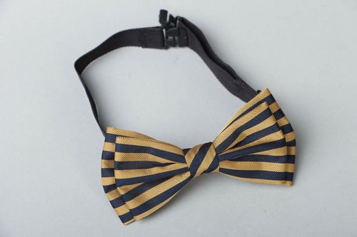 Striped bow tie - MADEheart.com