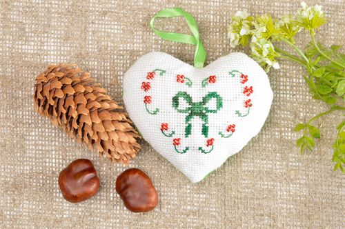 Sachet aromático hecho a mano bolsita aromática elemento decorativo Corazón - MADEheart.com