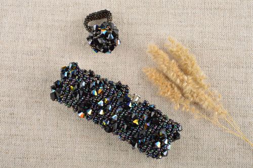 Bracciale e anello di perline fatto a mano bigiotteria originale da donna - MADEheart.com