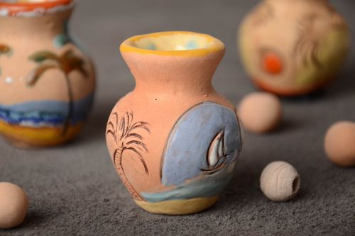 Dekorative kleine bunte originelle handgemachte Kanne aus Ton mit Bemalung - MADEheart.com