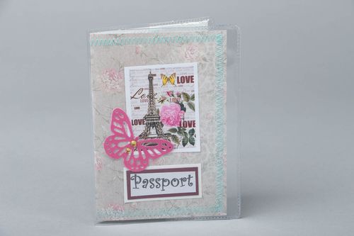 Designer passport cover Paris, Love - MADEheart.com