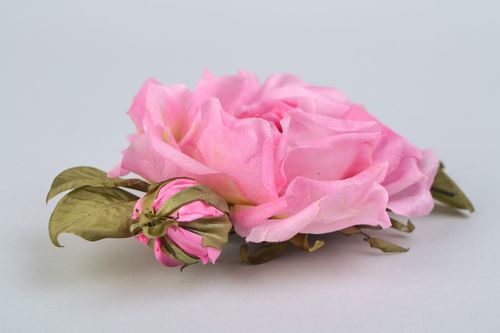 Spilla a forma di fiore bello fatta a mano accessori originali fermaglio donna - MADEheart.com