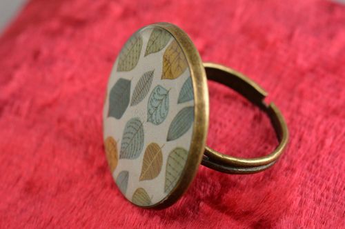 Stylish handmade designer decoupage ring with print coated with epoxy - MADEheart.com